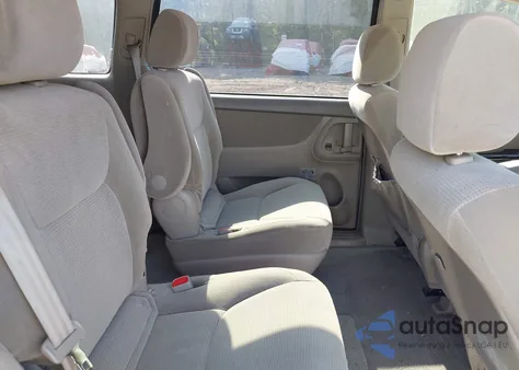 2005 Toyota Sienna Le from USA, damaged, VIN 5TDZA23C25S385538